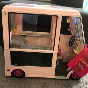 OGT Pink Ice Cream Truck Toy